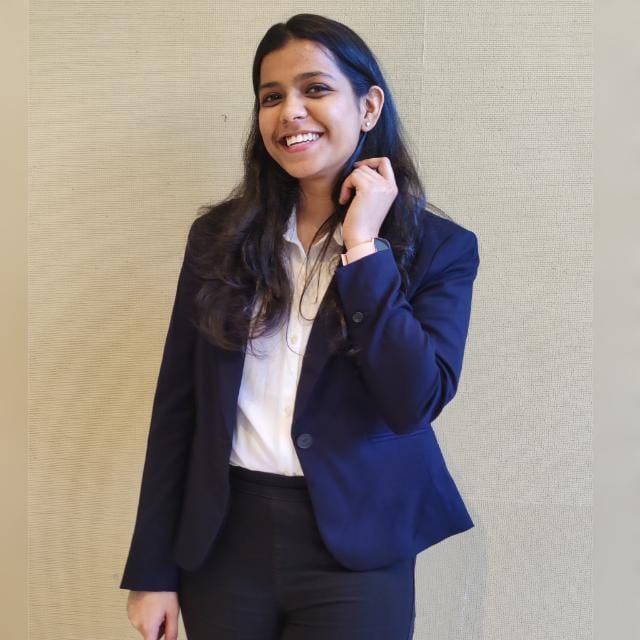 DR.AYUSHI RATHI